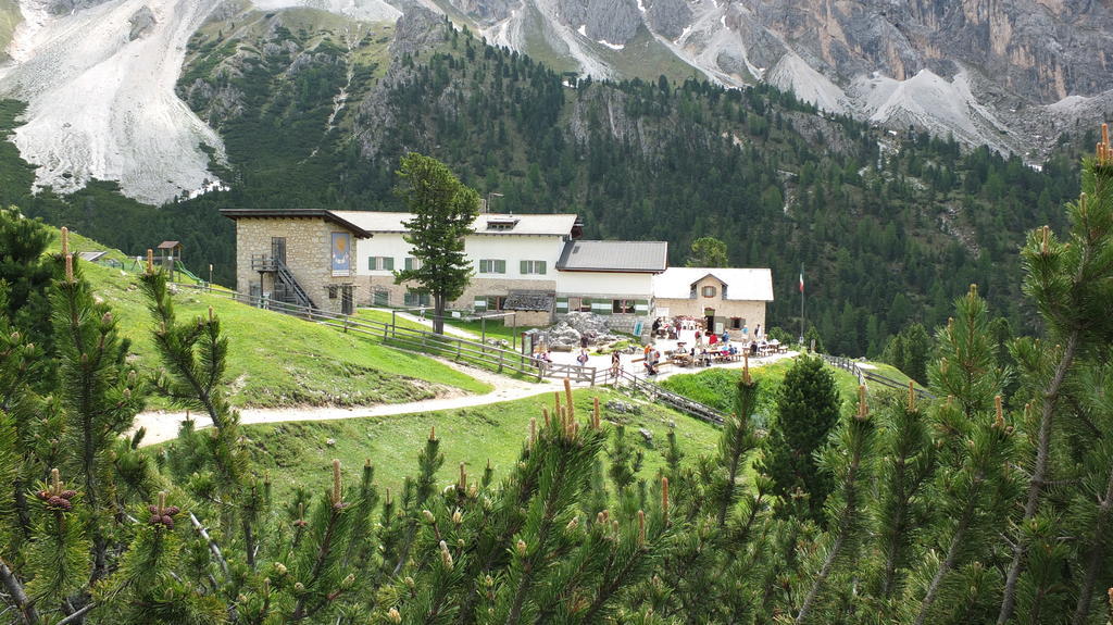 Santa Cristina Val Gardena Garni Le Chalet מראה חיצוני תמונה