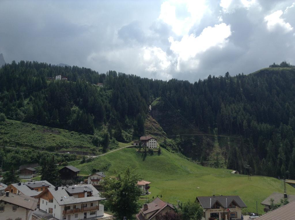Santa Cristina Val Gardena Garni Le Chalet מראה חיצוני תמונה
